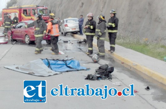 El motociclista fallecido identificado como Miguel Ángel Porras Hernández se habría cruzado en la calzada lo que provocó el fatal accidente.