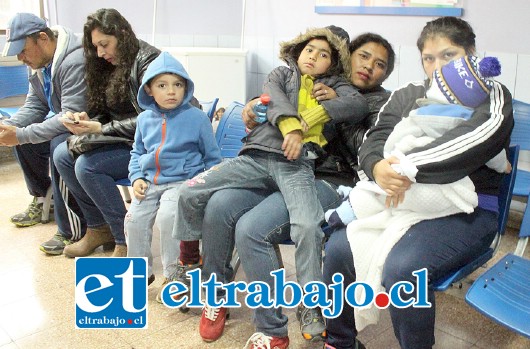 SIN PEDIATRAS.- Así lucía la sala de Urgencias durante la mañana de este lunes en el Hospital San Camilo.