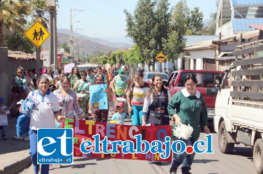 Las actividades de celebración contaron con la presencia de la batucada santamariana Desiderius acompañó a los pequeñitos en su recorrido por las calles de Putaendo.