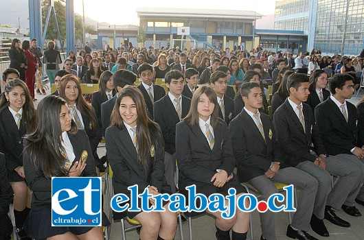 CUARTOS B.- Ellos son parte de los ahora exalumnos del 4º B del Cordillera, quienes ahora se han disparado a conquistar sus sueños.