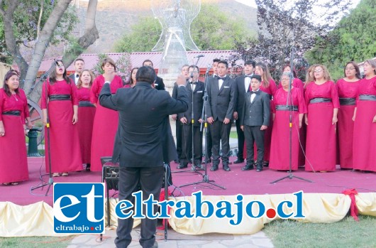 Por cuarto año, se presentó en el municipio llayllaíno el Coro Polifónico del Templo de la Iglesia Metodista Pentecostal de Manuel Montt.