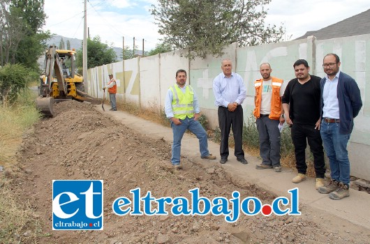 Autoridades visitaron diversos sectores de la comuna, dieron inicio a las obras de pavimentación asfáltica en diferentes puntos de Putaendo.