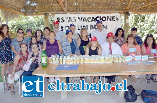 Senda Previene lanzó su campaña de verano 2016 de prevención de drogas en la piscina municipal de Santa María.