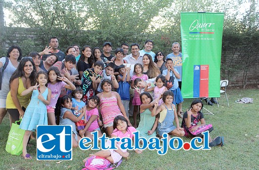 Este martes se realizó el cierre de las clases de natación realizadas en el marco del programa ‘Quiero mi Barrio’, donde participaron niños del sector 250 Años.