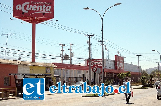 El supermercado A Cuenta en avenida Maipú de San Felipe.