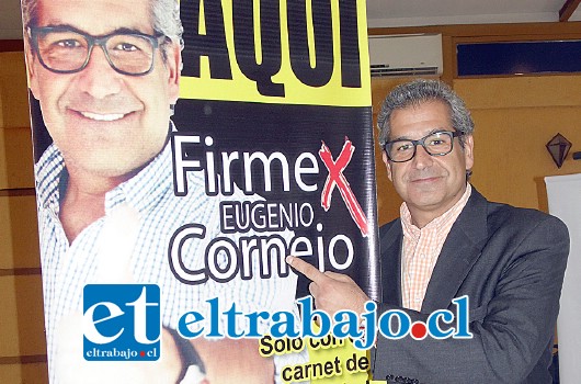 Eugenio Cornejo Correa lanzó su campaña de recolección de firmas que se extenderá hasta el 31 de marzo en Notaría Pérez de Tudela.