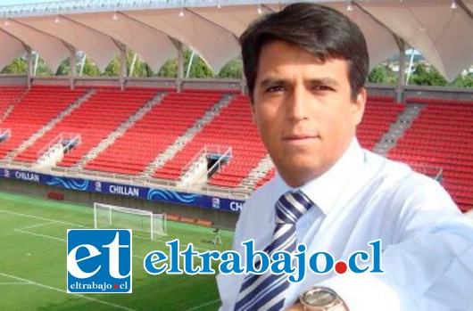 Javier Muñoz Delgado, destacado relator deportivo del Canal del Fútbol falleció a los 43 años de edad.