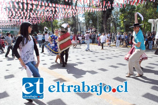 En el campeonato Provincial de Cueca podrán participar parejas mayores de 18 años de edad y que registren domicilio en alguna comuna de la provincia de San Felipe.