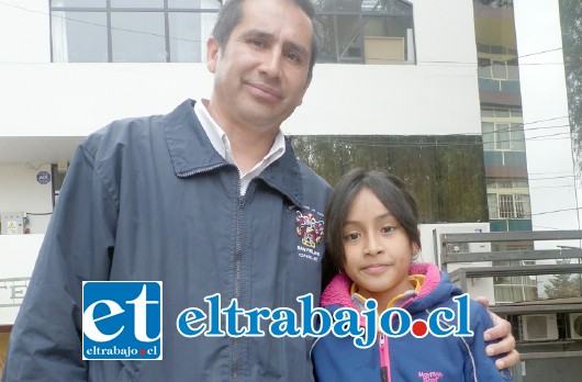 La Panchita, Francisca Zuñiga, junto a su padre Boris.