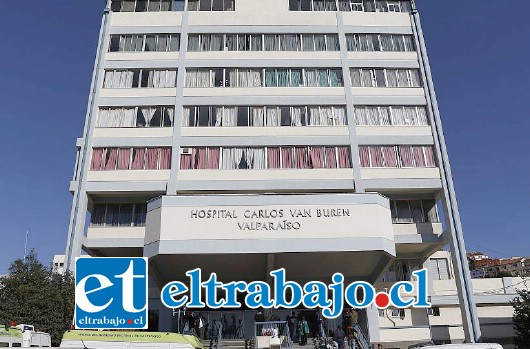 El lactante de cuatro meses se encontraba internado en la UCI Pediátrica del Hospital Carlos Van Büren de Valparaíso, falleciendo este viernes. (Archivo).