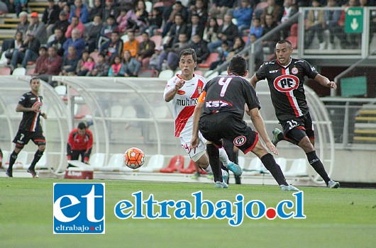 El duelo entre Curicó Unido y el Uní Uní se jugó ante un público muy numeroso en el Bicentenario La Granja (Foto gentileza: Gonzalo Basualto).