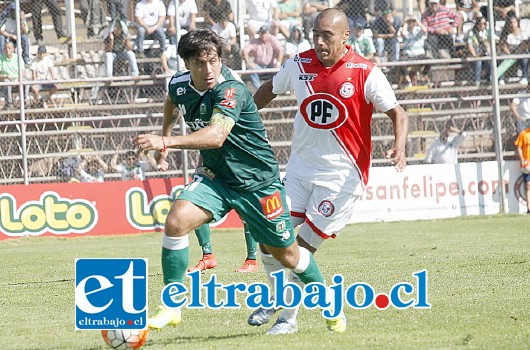 Arturo Sanhueza en el final del primer tiempo tras una gran acción individual pudo darle la victoria a Temuco (Foto: Patricio Aguirre).