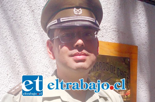 Subcomisario de Carabineros, Capitán Osvaldo Villarroel.