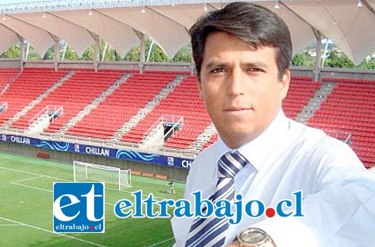 Javier Muñoz Delgado, destacado relator deportivo en el canal CDF, falleció el 29 de agosto de 2015.