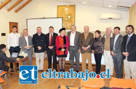 La asamblea, contó con la participación de representantes de la empresa Hispano-Alemana RedEnergie y con los integrantes de la Asociación de Municipalidades Quinta Región Cordillera.