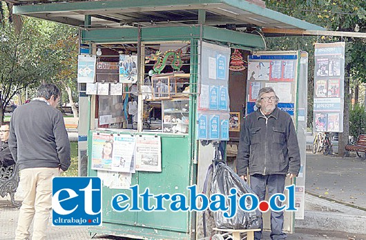 Los propietarios de de kioscos de la plaza ya están hartos de sufrir robos.