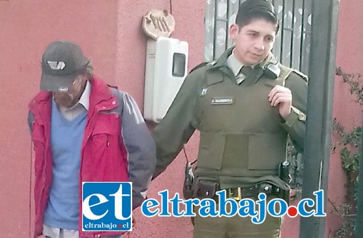 El imputado fue reducido por la víctima para entregarlo a Carabineros (Foto: @ElVictoPo)