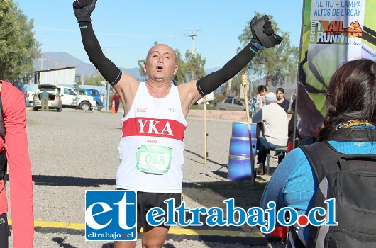 Después de varios intentos fallidos, al fin Jorge Estay consiguió un lugar en el podio en el Trail Running de Putaendo.