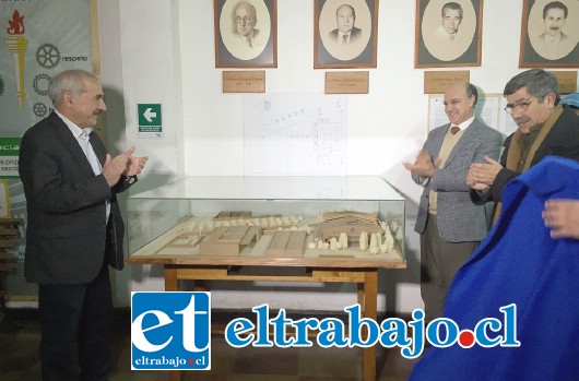 En la actividad desarrollada en la Escuela Industrial, se exhibió una maqueta del proyecto que se desea ejecutar en el mediano plazo y que favorecerá sobremanera a la comunidad educativa del establecimiento.