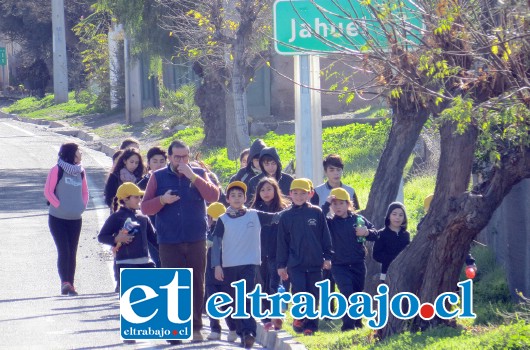 ¡LIMPIEMOS NUESTROS ESPACIOS!- Alumnos de la Escuela de Santa Filomena unidos para la ‘limpiatón’.