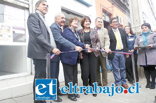 El 19 de mayo se inauguró la Farmacia Municipal, creándose gran expectativa sobre los bajos precios que ofrecería, situación que no se estaría cumpliendo.