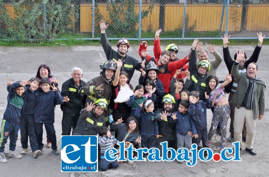 JORNADA MUY ESPECIAL.- Una vez más los alumnos de la Escuela San Rafael tienen excelentes modelos reales a seguir, para soñar ser como ellos cuando sean grandes.