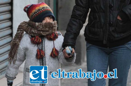 ABRIGARSE.- Las bajas temperaturas que se han estado registrando estos días seguirán al menos hasta mañana miércoles.