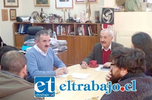 Presidente del Colegio de Profesores de Chile se reunió con alcalde de San Felipe Patricio Freiré y representantes de los docentes de la comuna.