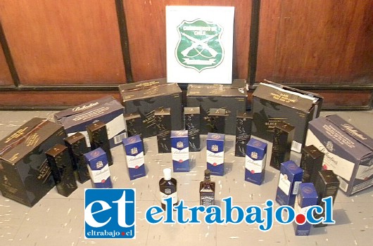 Un total de 35 botellas de whisky fueron recuperadas por la SIP de Carabineros de San Felipe, de propiedad de la Botillería Pacífico que sufrió un millonario robo el pasado miércoles.