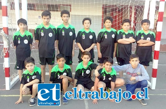 PEQUEÑOS GIGANTES.- Ellos son los seleccionados infantiles del Cordillera, quienes van al Nacional muy pronto.