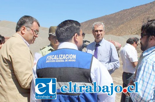 El Concejo Municipal de Llay Llay, realizó una solicitud a la Gobernación de San Felipe, para que se dé cumplimiento en el cierre y abandono de las empresas de áridos que se encuentran en la ribera del río Aconcagua, en el sector de Las Vegas.