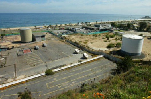 Estos son los terrenos donde funcionaron hasta el 2003 las empresas Copec, Shell y Esso (hoy Petrobás). (Foto mercuriovalpo.cl)