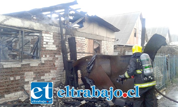 Así quedó la casa que fue destruida por el incendio.