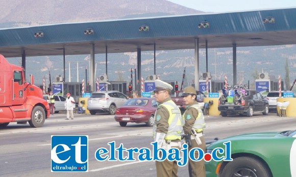 Tanto en las carreteras como en la ciudad, personal de Carabineros ya anunció una fuerte fiscalización para el fin de semana largo.