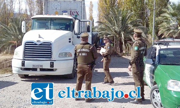 Personal de Carabineros de Los Andes detuvo a ocho sujetos, todos con domicilio en la zona, entre los cuales figuraba el concejal PPD de Calle Larga José Soto Rojas.