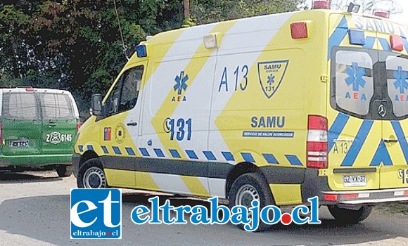 Personal del Samu asistió a la víctima, quien fue derivada a Urgencia debido a gravedad de sus lesiones. (Archivo).