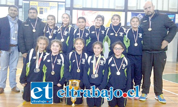 El conjunto menor de 12 años de San Felipe Volley ganó con categoría el clasificatorio jugado en la ciudad de Victoria.