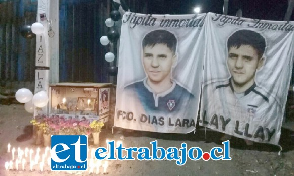 Este domingo la familia de Mario Mena y sus amigos organizaron una velatón en su memoria, donde se le rinde culto en la circunvalación San Ignacio de Llay Llay.