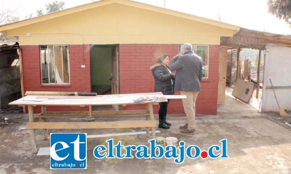 Por estos días volvería a habitar su vivienda la señora Carolina Ibacache, tras los arreglos efectuados por el municipio.