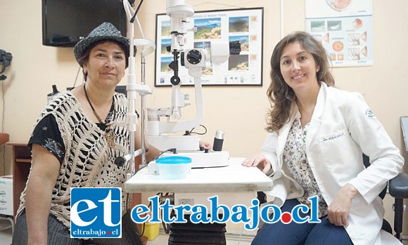 FRANCA RECUPERACIÓN.- En el último control realizado este lunes a la señora Jeannete Pardo, donde le fue retirada la sutura (los puntos), se pudo apreciar una recuperación normal. En la foto junto a la Dra. Valeria Oliva.