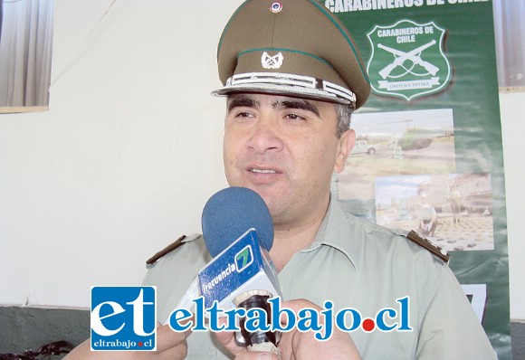 En la foto de archivo, el Coronel de Carabineros Francisco Castro Leyton, cuya casa fue asaltada por cinco delincuentes encapuchados y fuertemente armados.