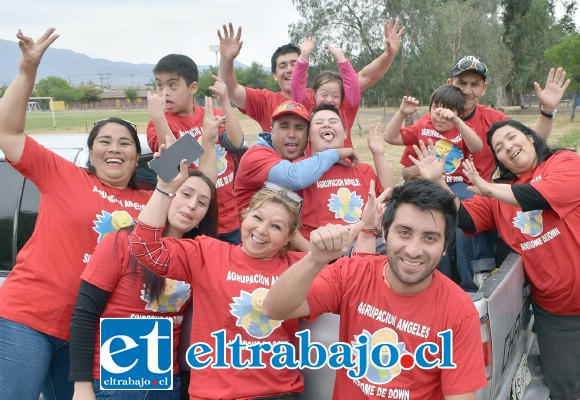 AGRUPACIÓN ÁNGELES.- Ellos son el equipo anfitrión de este 8º Encuentro Nacional de personas con Síndrome de Down.