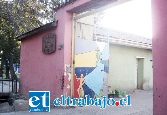 En la foto de archivo, el Hogar Pablo VI ubicado en el sector de El Almendral, lugar desde donde este domingo se fugaron dos menores de 10 y 13 años de edad.