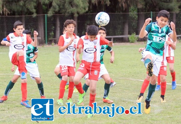 Las series más pequeñas del Uní Uní están compitiendo en el torneo infantil de la ANFP.