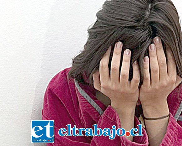 Una adolescente de 16 años de edad denunció la violación ocurrida la madrugada de este domingo en la comuna de Catemu. (Foto Referencial).