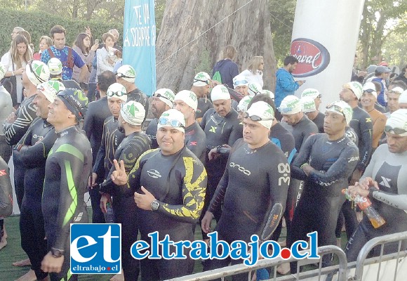 CALENTANDO.- Aquí vemos a Juan Carlos justo antes de arrancar el Ironman, en Pucón.