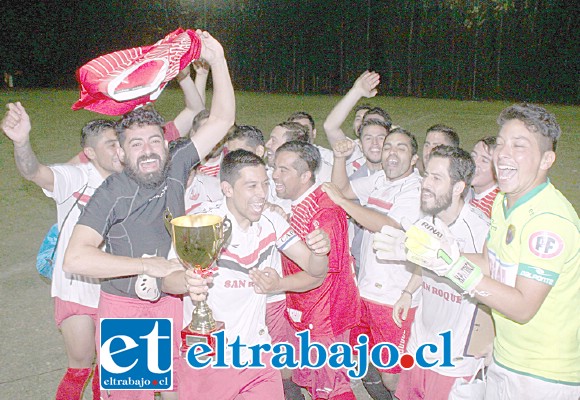 SAN ROQUE CAMPEÓN.- Ellos son los actuales monarcas de la Serie de Honor 2017. La acción será entonces este viernes en La Troya.