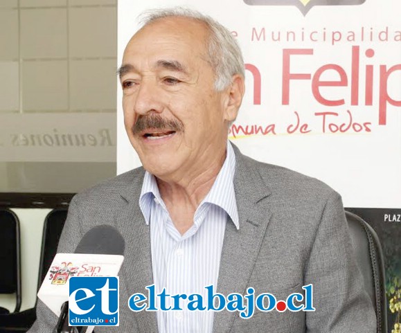 El alcalde Patricio Freire destacó esta gran noticia para los vecinos, ya que «este SAR descomprimirá la urgencia del Hospital San Camilo. Lo que significará tener de noche un equipo de trabajo».