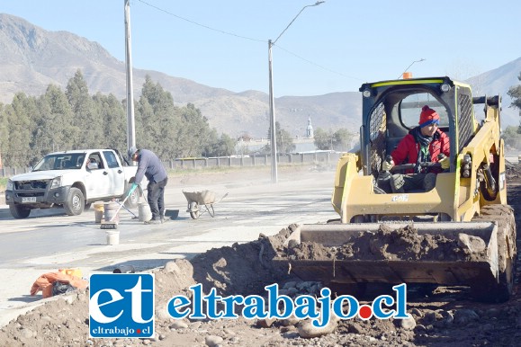 TODO NUEVO.- Este proyecto consiste en la construcción de 492 metros lineales de calle inexistentes, de los cuales 374 metros corresponden a Calle San Martín, desde El Molino a la proyección de la Hermanos Carrera Oriente.