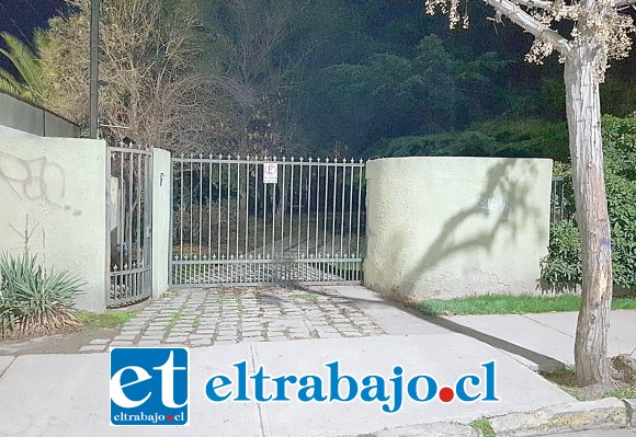 El delito se originó en esta vivienda ubicada en calle Carlos Condell Nº 35 de la ciudad de San Felipe, cerca de la medianoche de este domingo.